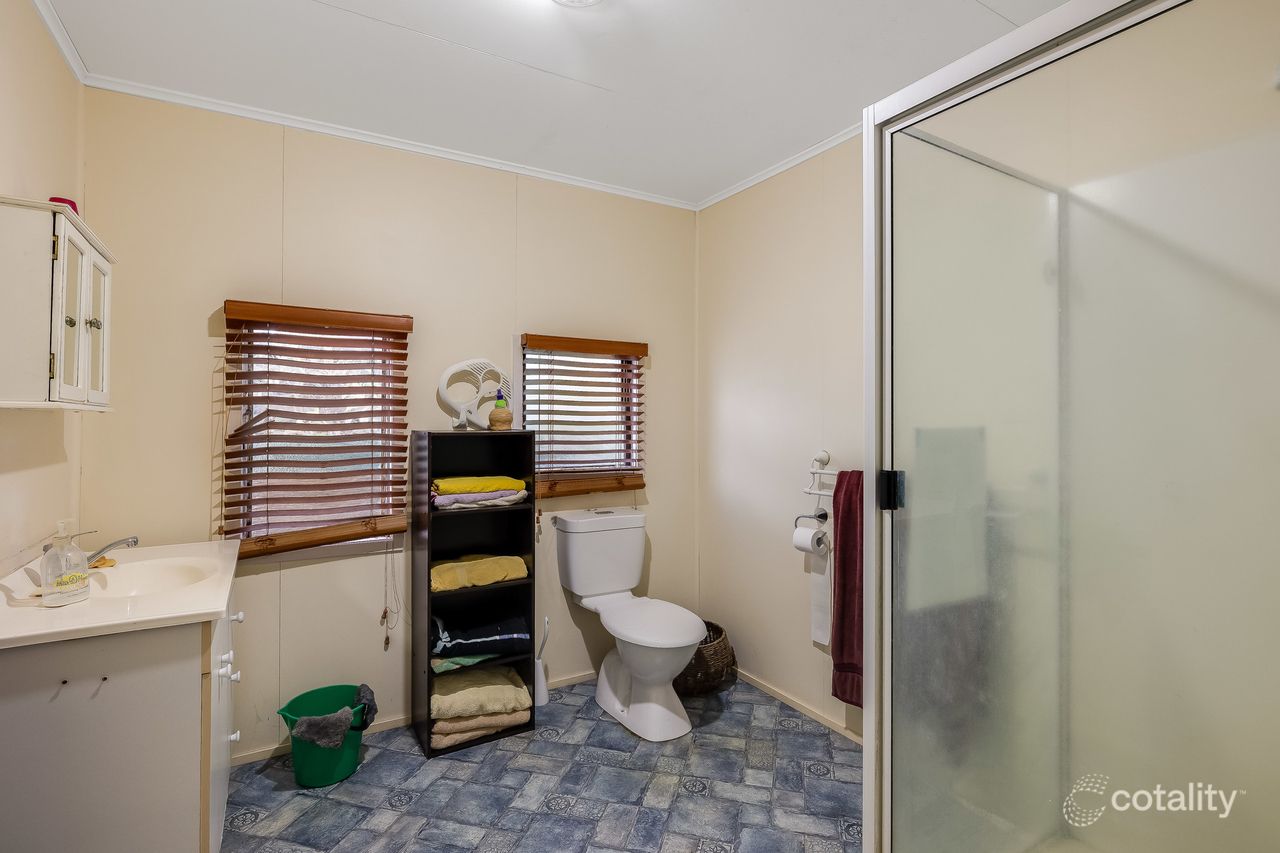 15 Mccook St, South Toowoomba, QLD 4350