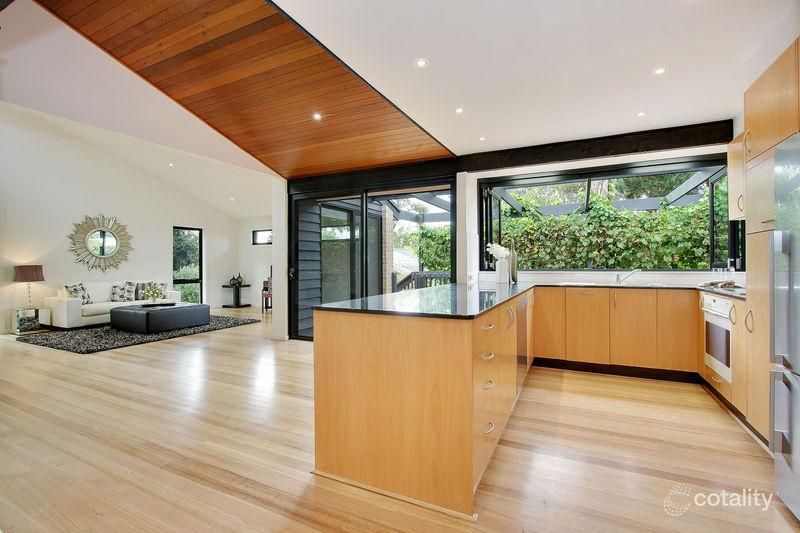 15 St Denys Cres, Wonga Park, VIC 3115