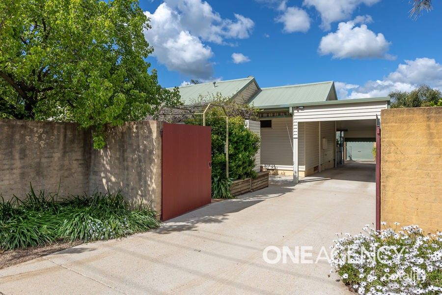 21 Plumpton Rd, Kooringal, NSW 2650