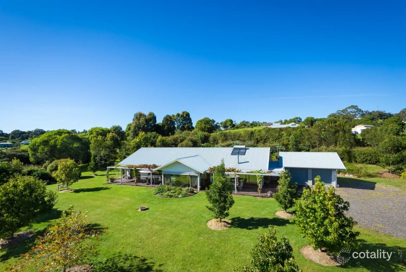 105 Lilyvale Pl, Narooma, NSW 2546