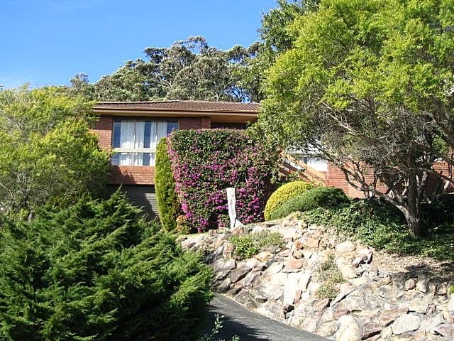 35 Yakaloo Cres, Forresters Beach, NSW 2260
