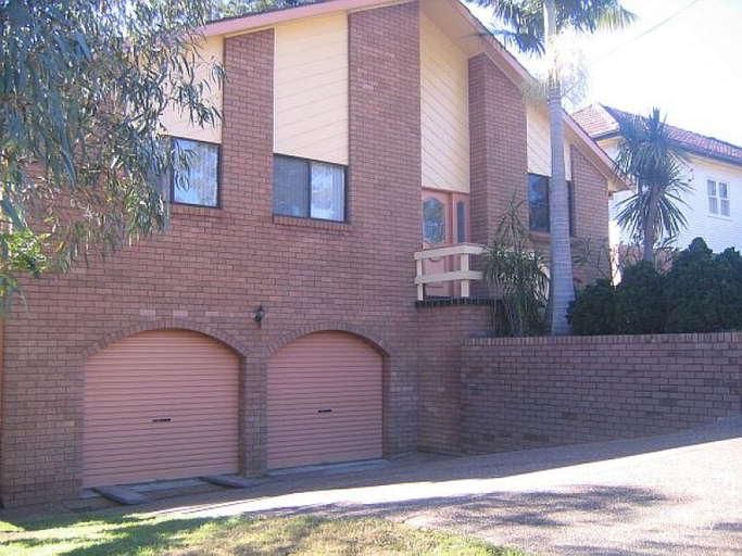 10 Eliot St, Mannering Park, NSW 2259