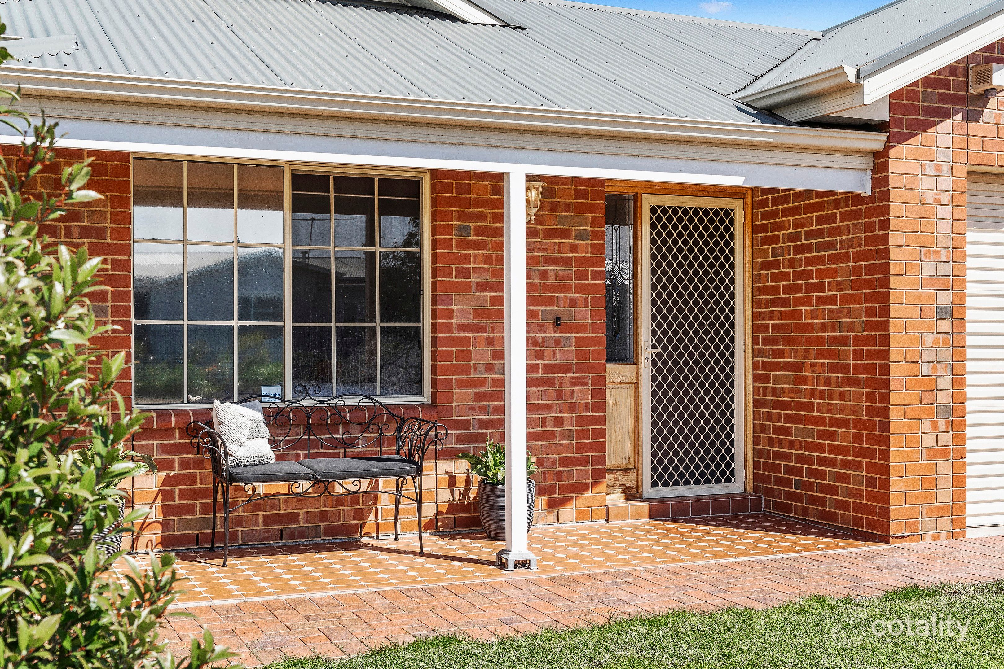 2a Albion Tce, Campbelltown, SA 5074