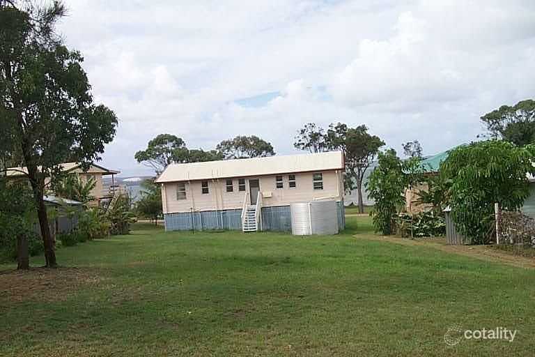 34 Mawarra St, Macleay Island, QLD 4184