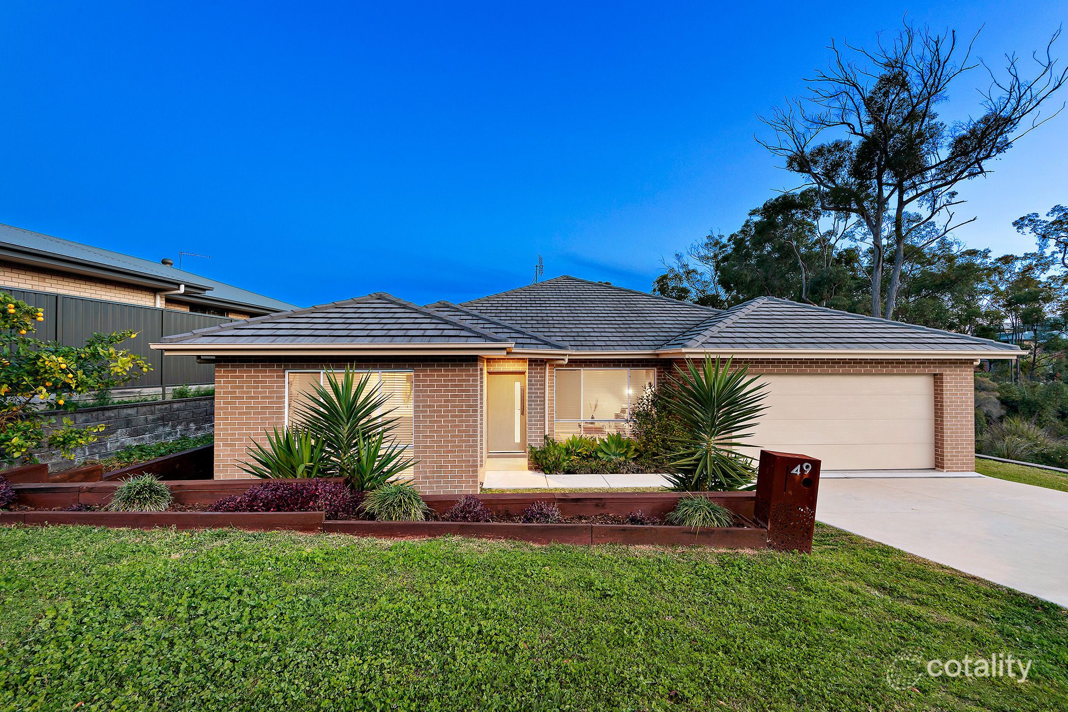 49 Blackwood Cct, Cameron Park, NSW 2285