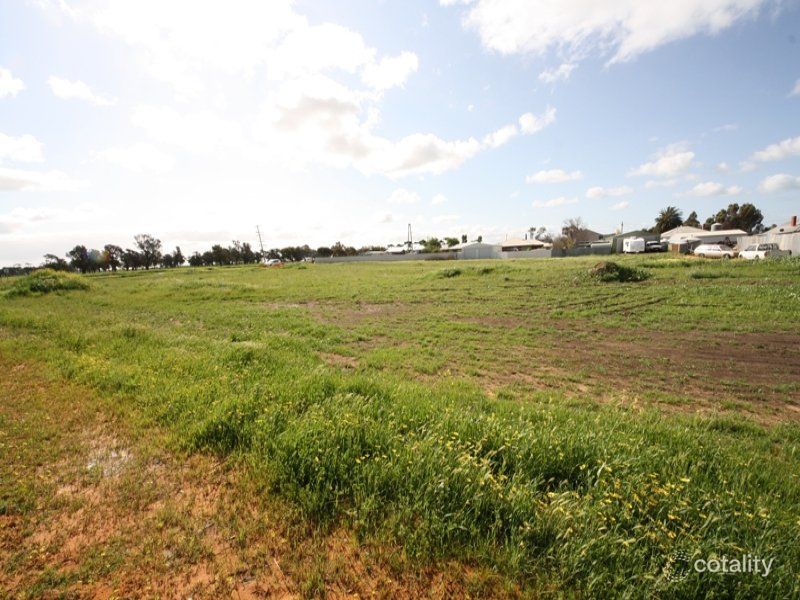 9 Leahy St, Nhill, VIC 3418