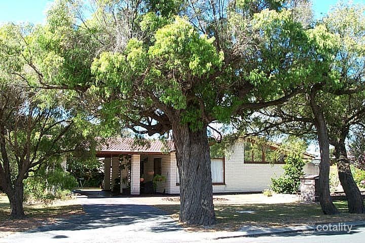 36 Mermaid Ave, Emu Point, WA 6330