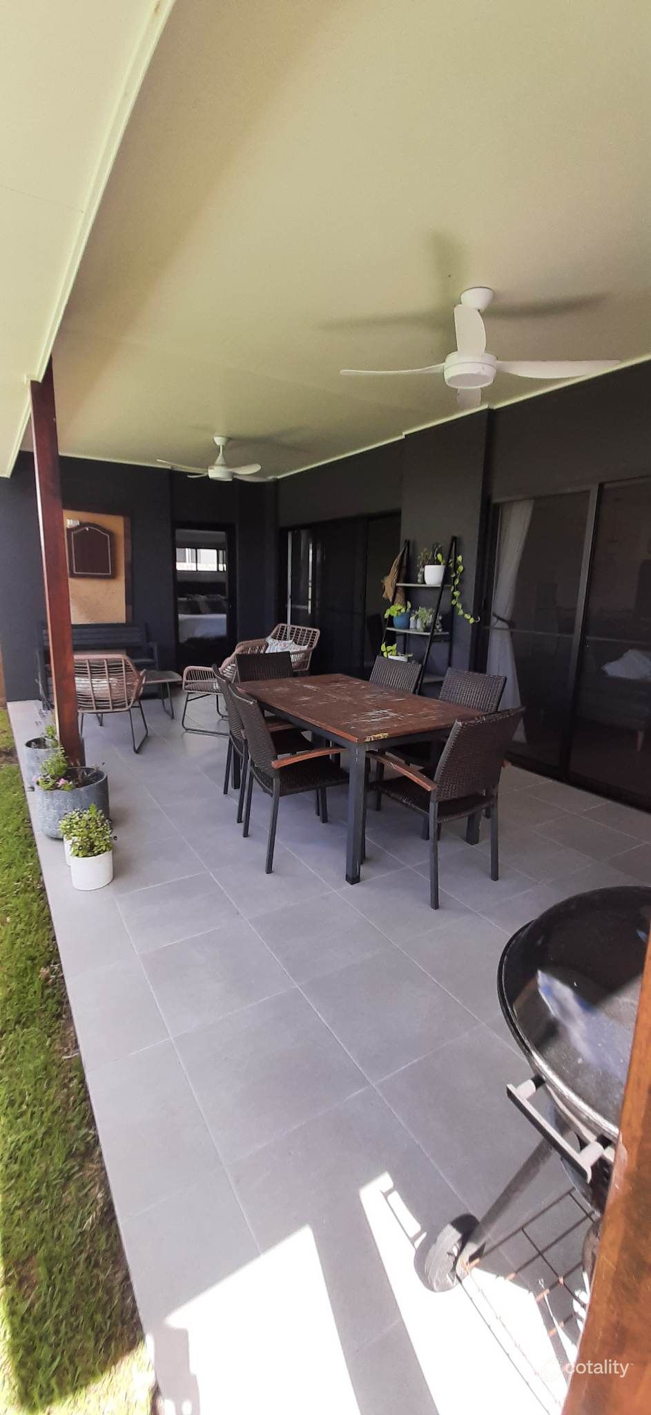 14 Charleston Cres, Baringa, QLD 4551