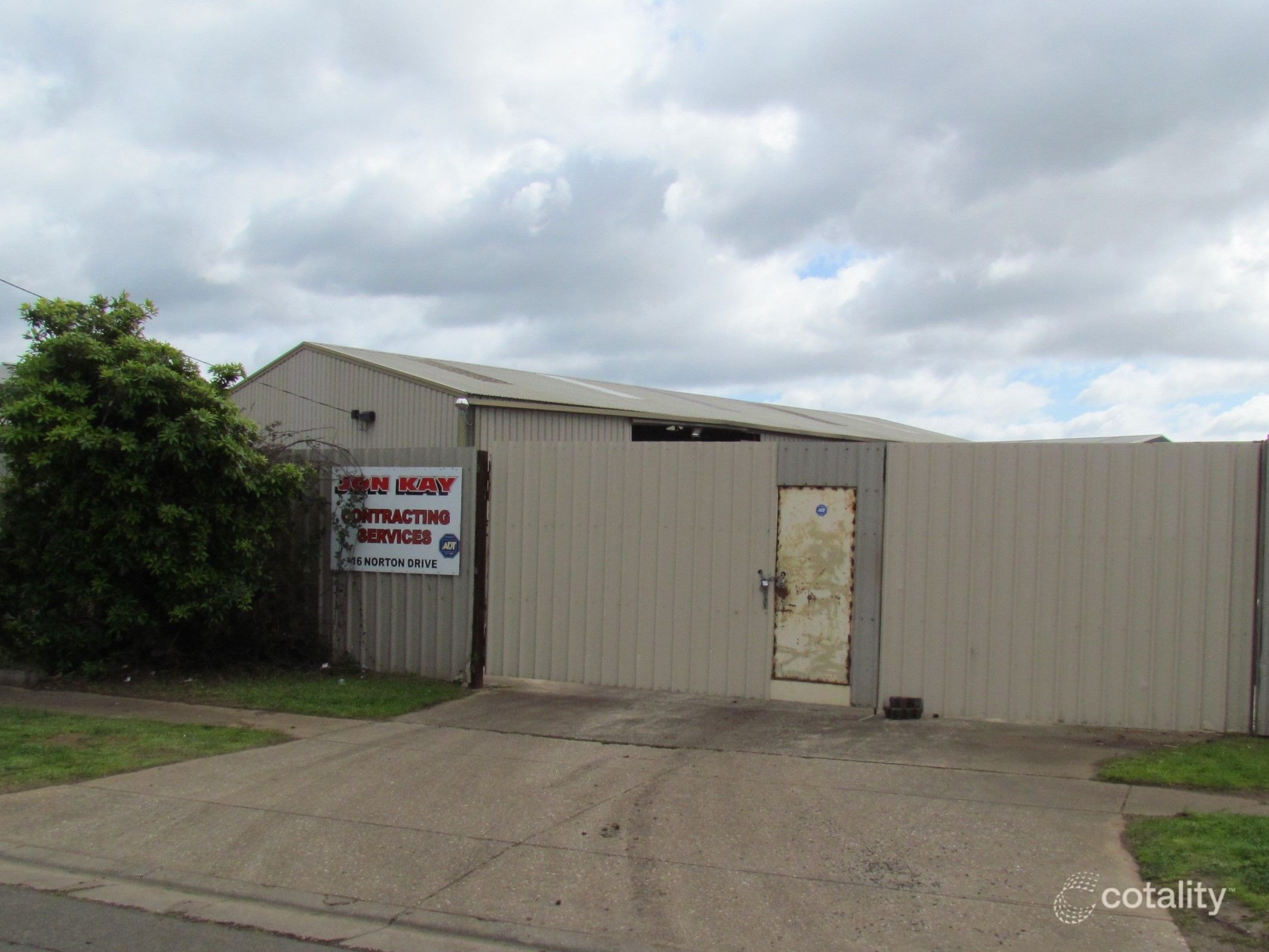 16 Norton Dr, Melton, VIC 3337