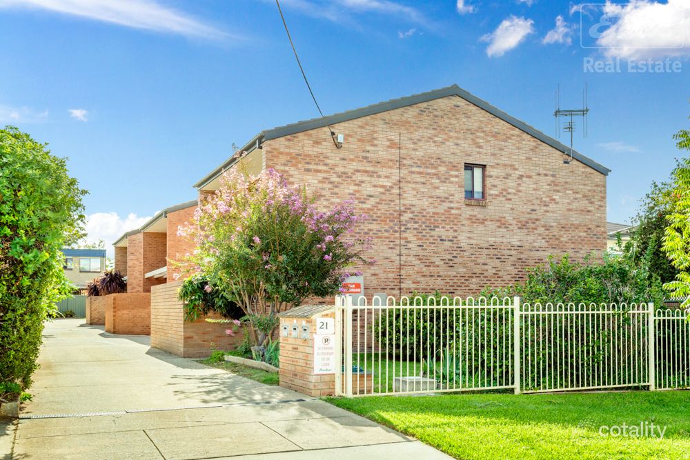 2/21 Broughton Pl, Queanbeyan, NSW 2620
