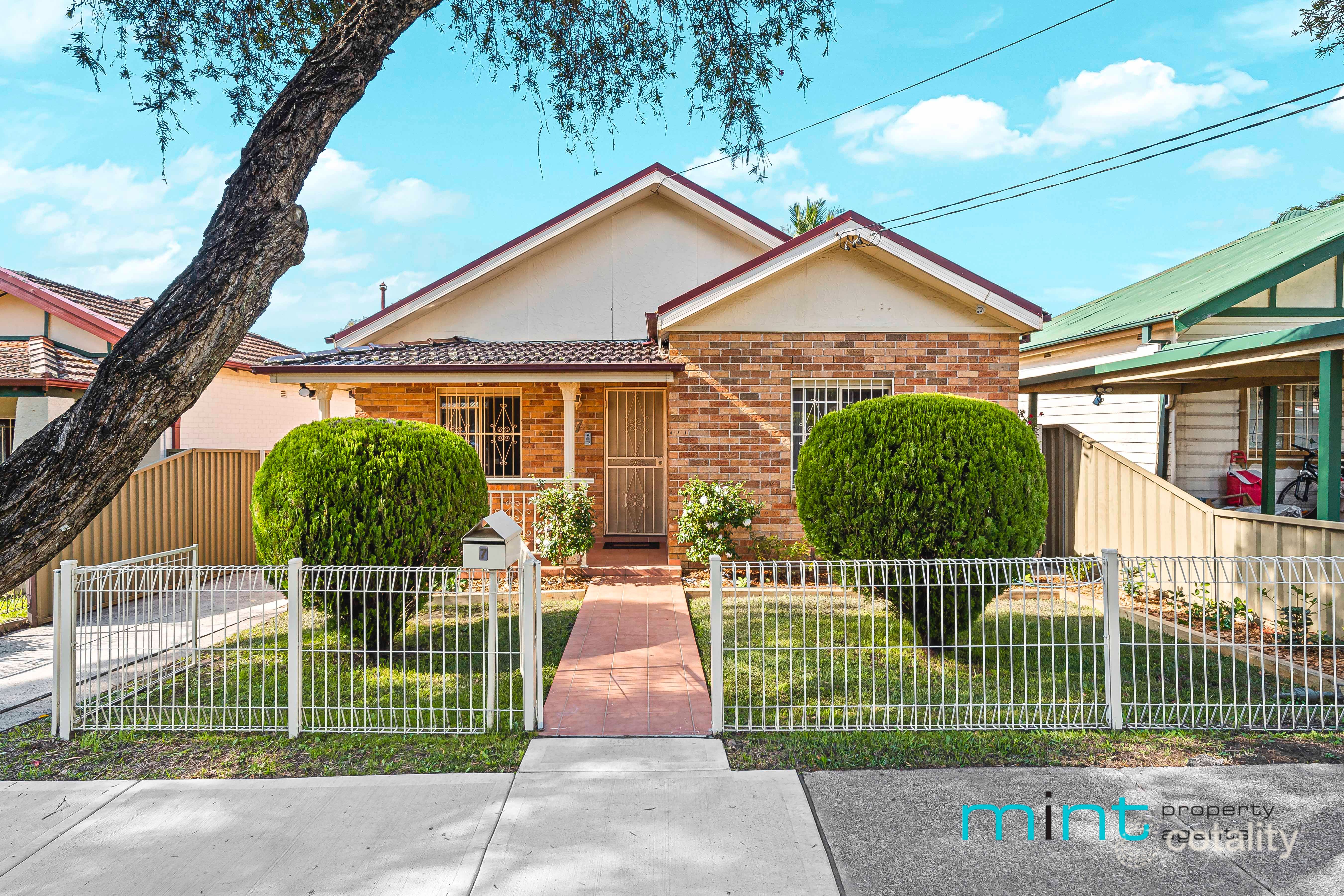7 Brande St, Belmore, NSW 2192