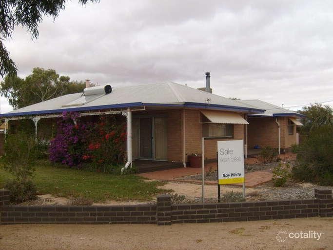 39 Greenham St, Koorda, WA 6475