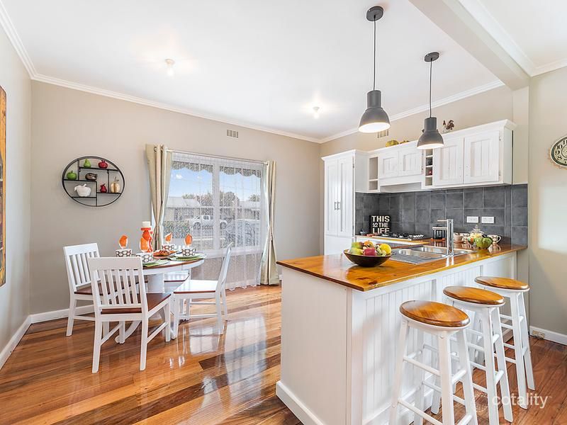 112 Wilson St, Colac, VIC 3250