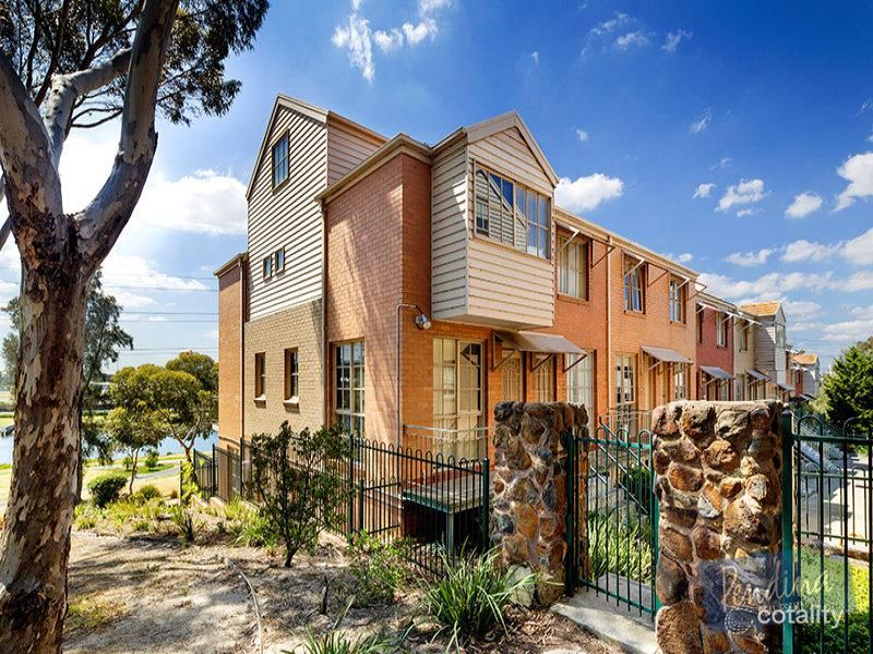 25/2 Ballarat Rd, Footscray, VIC 3011