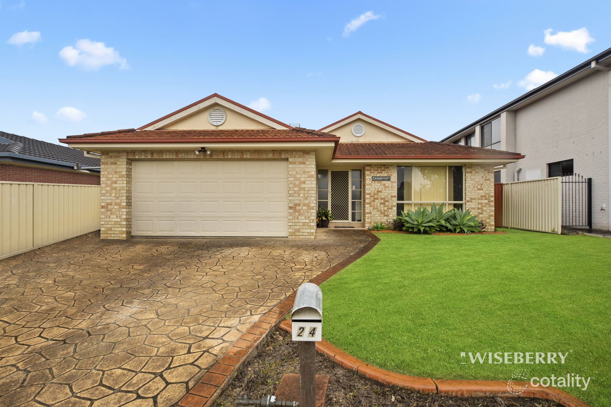 24 Hamlyn Rd, Hamlyn Terrace, NSW 2259