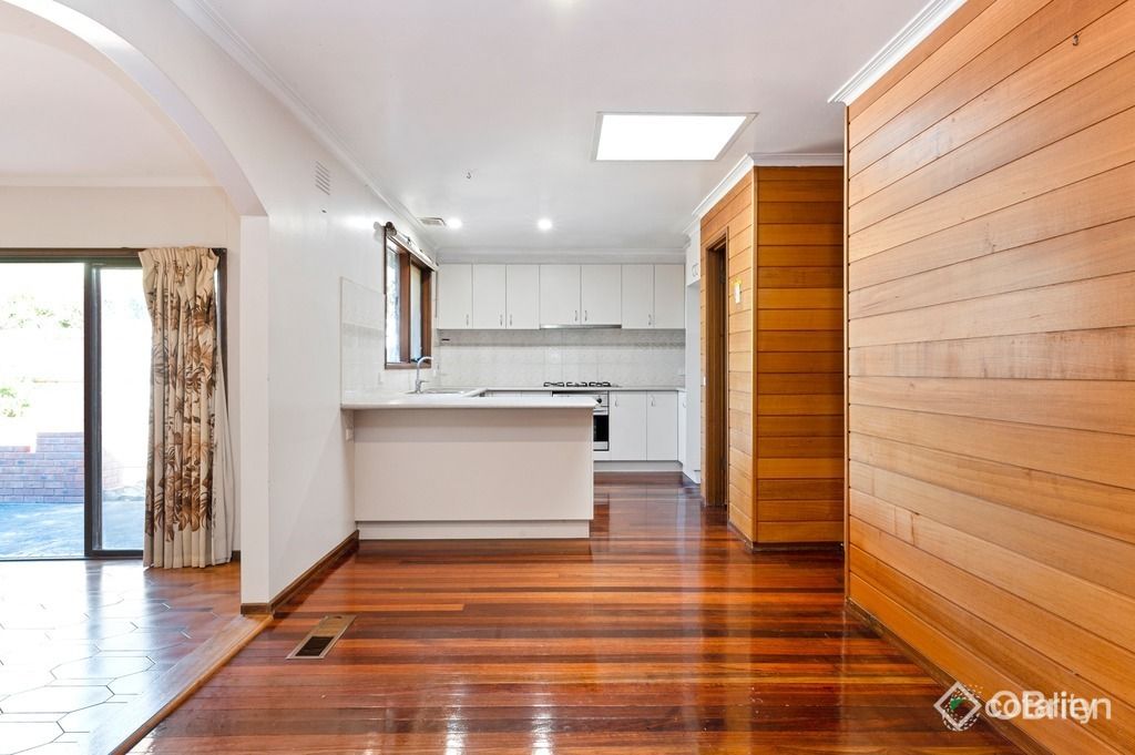 40 King Arthur Dr, Glen Waverley, VIC 3150