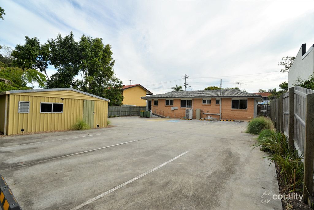 27 Vanessa Bvd, Springwood, QLD 4127