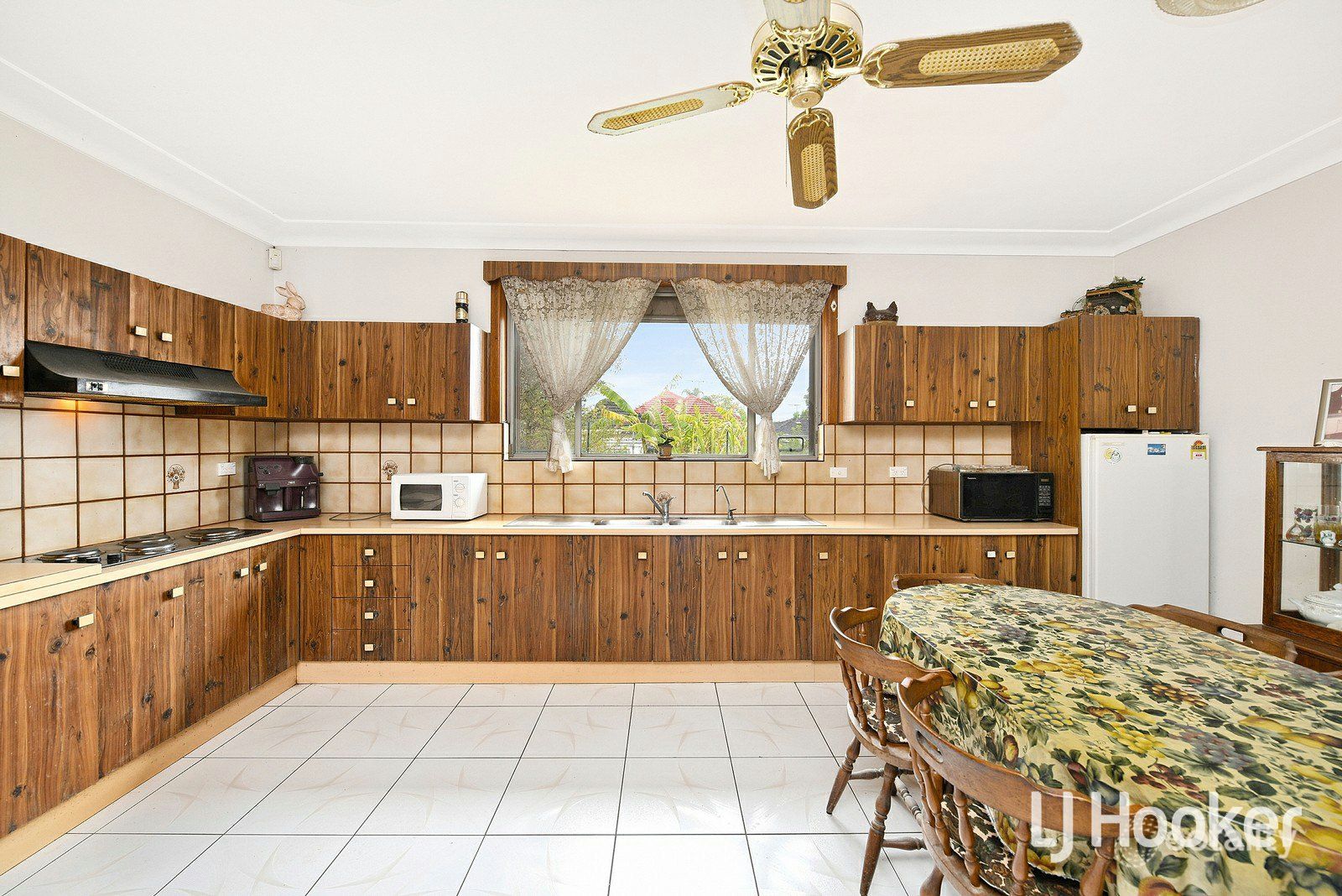 7 Savoy Cres, Chester Hill, NSW 2162