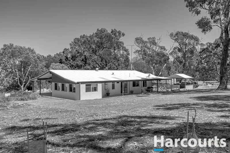 136 Clifton Downs Rd, Herron, WA 6211