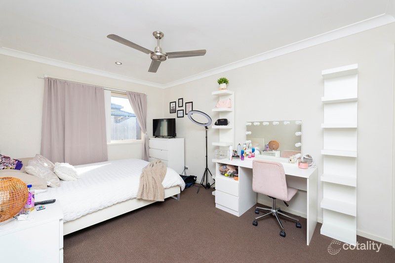 23 Banks Dr, Ormeau, QLD 4208