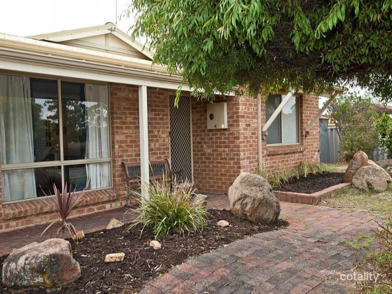 27 Craigie Dr, Beldon, WA 6027