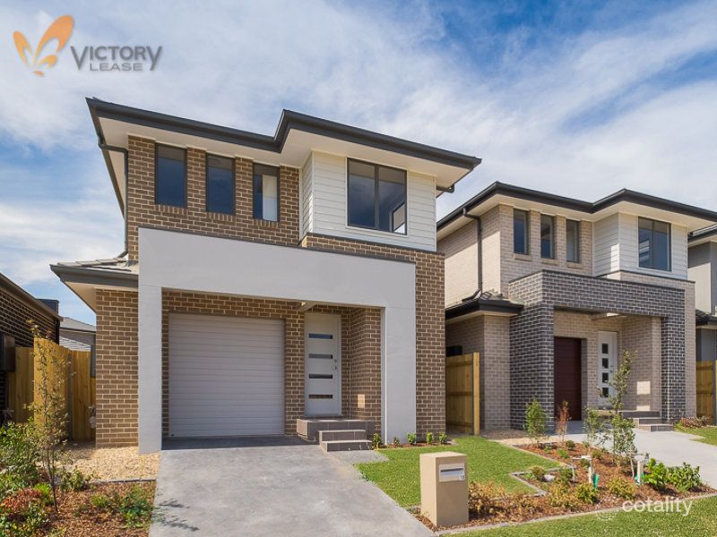 18 Braeside Cres, The Ponds, NSW 2769