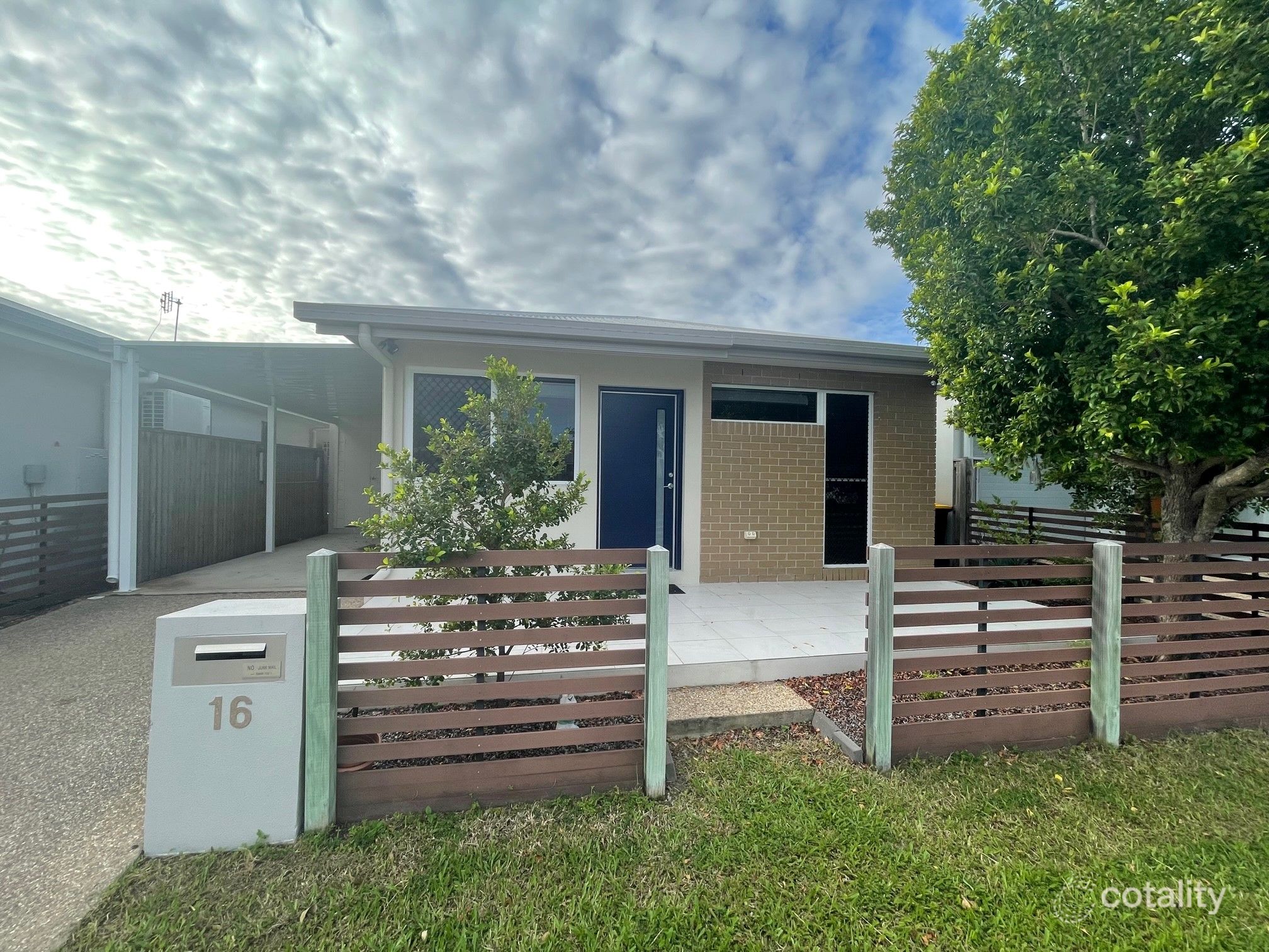 16 Mainwaring Way, Oonoonba, QLD 4811