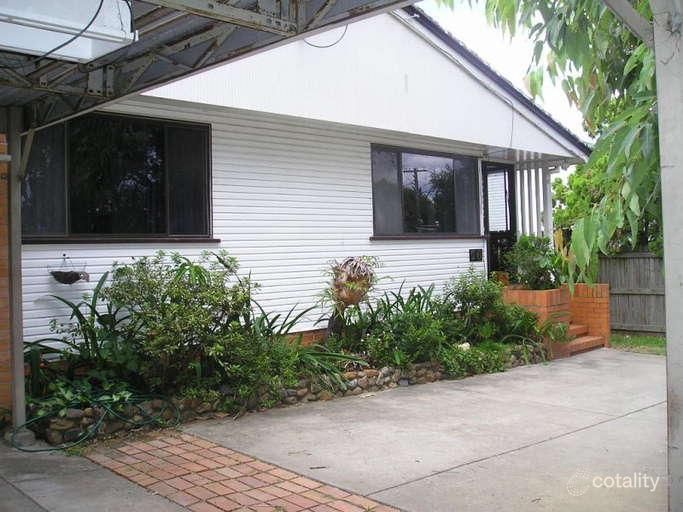 76 Hendren St, Carina, QLD 4152