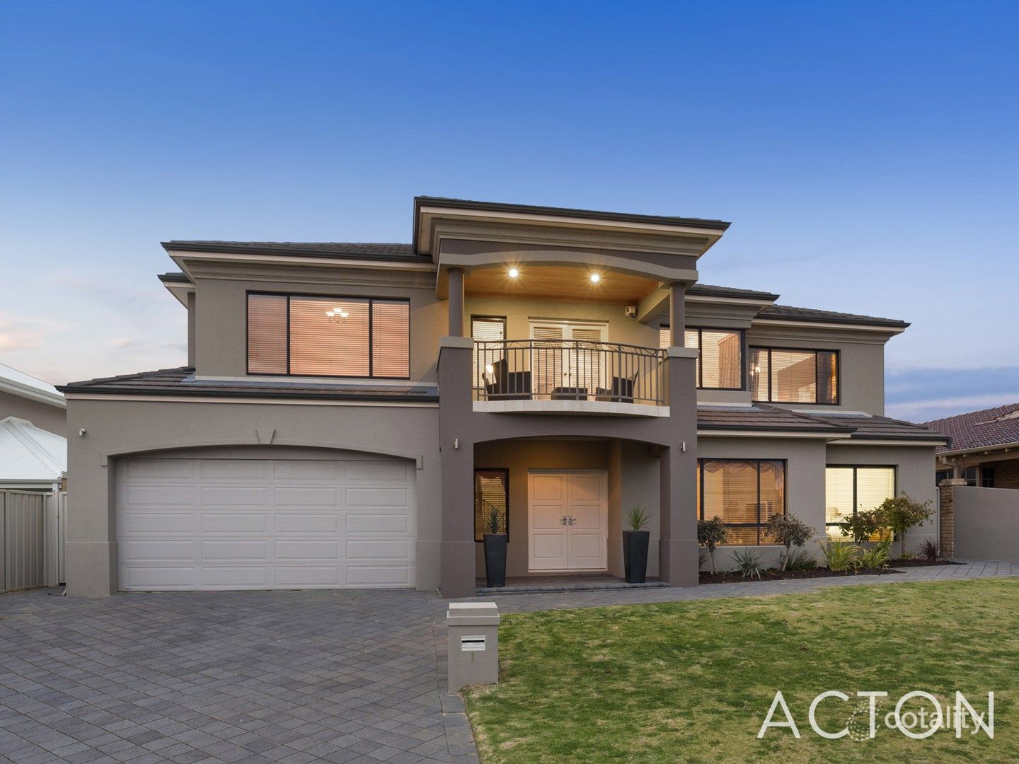 1 Clearwater Pl, Hillarys, WA 6025