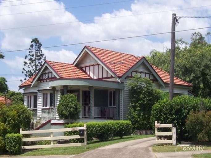 21 Brisbane Rd, Newtown, QLD 4305