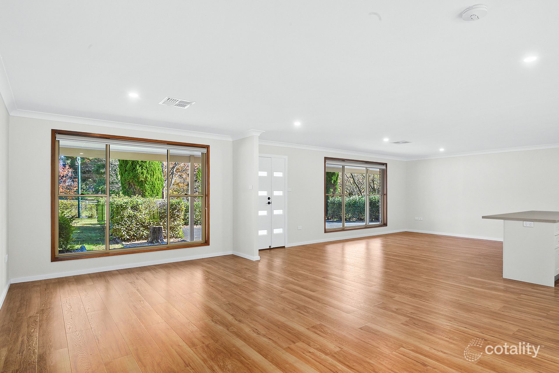 17 Watkins Dr, Moss Vale, NSW 2577