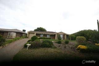 53 Quinvale Rd, Hallett Cove, SA 5158
