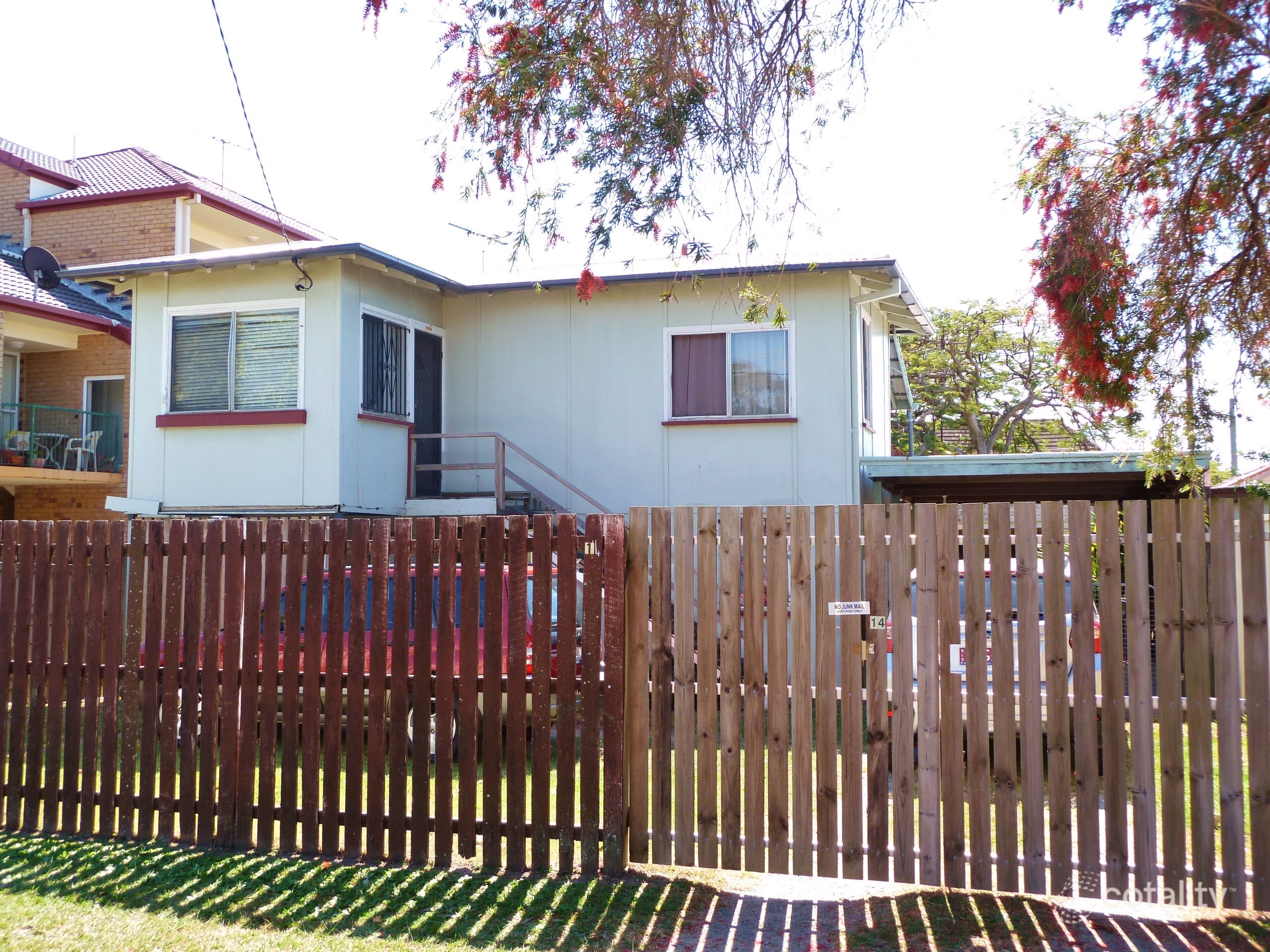 14 Murphy St, Scarborough, QLD 4020