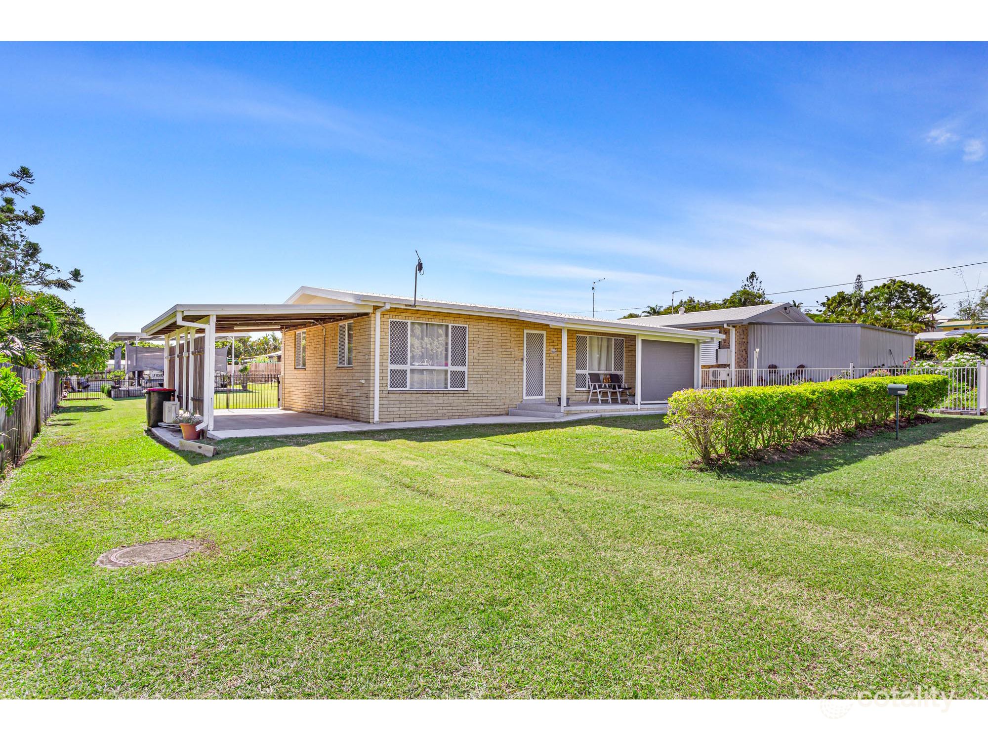27 Wood St, Emu Park, QLD 4710
