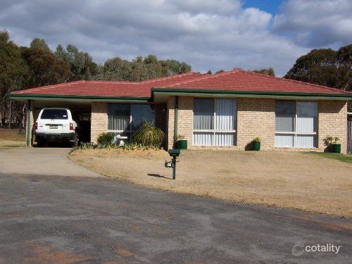 13 Blue Gum Cl, Boddington, WA 6390