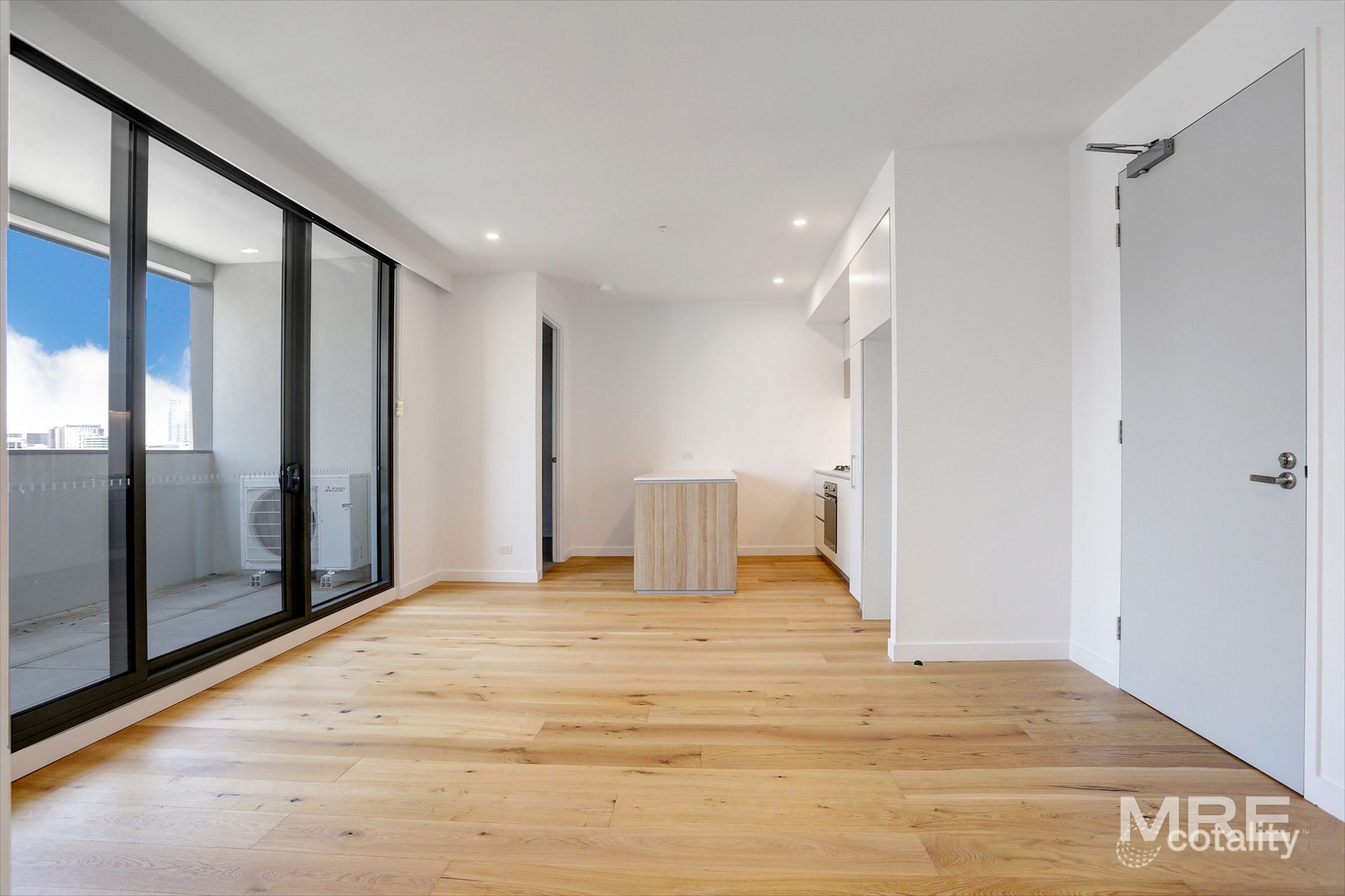 604/51-59 Thistlethwaite St, South Melbourne, VIC 3205