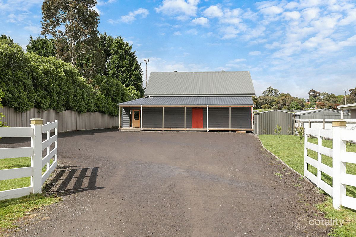 8 Ballagh St, Elliminyt, VIC 3250
