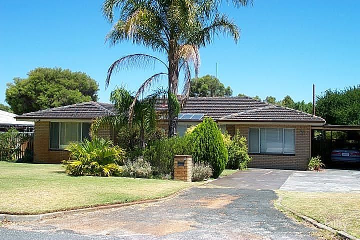 4 Cheam Pl, Morley, WA 6062