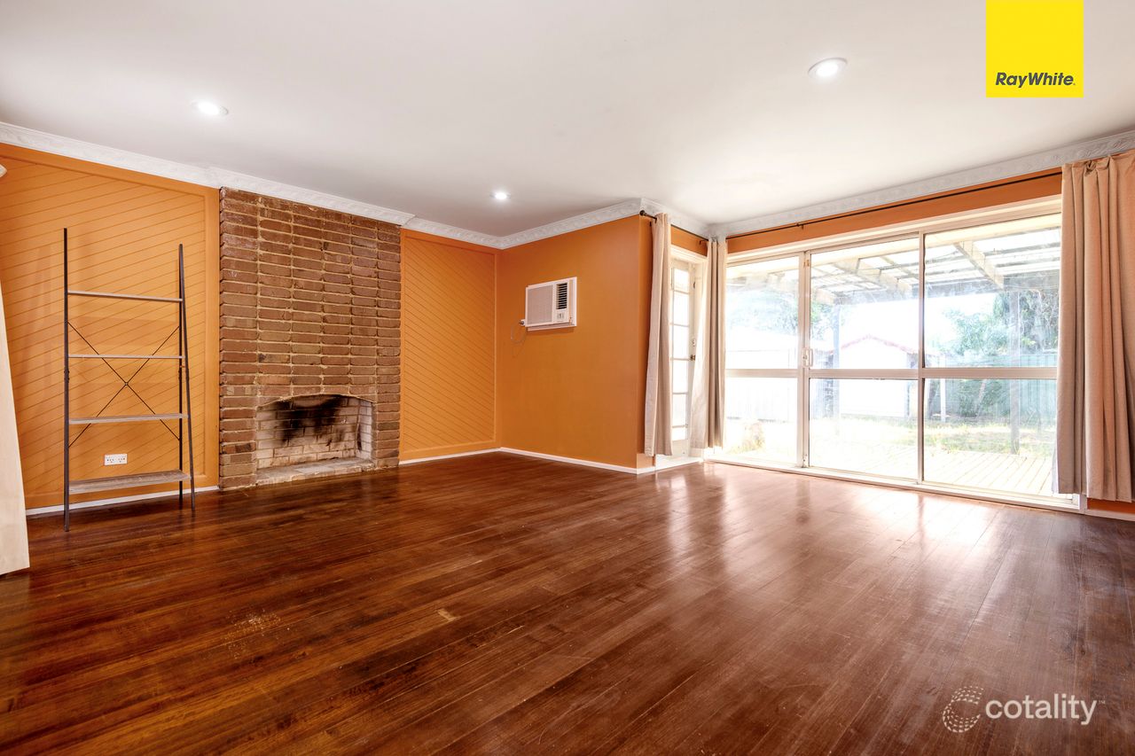 62 Grace St, Melton South, VIC 3338