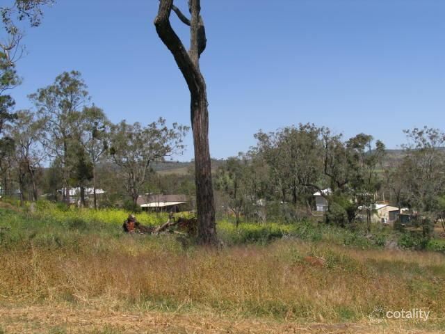 10 Phalaris Ct, Meringandan West, QLD 4352