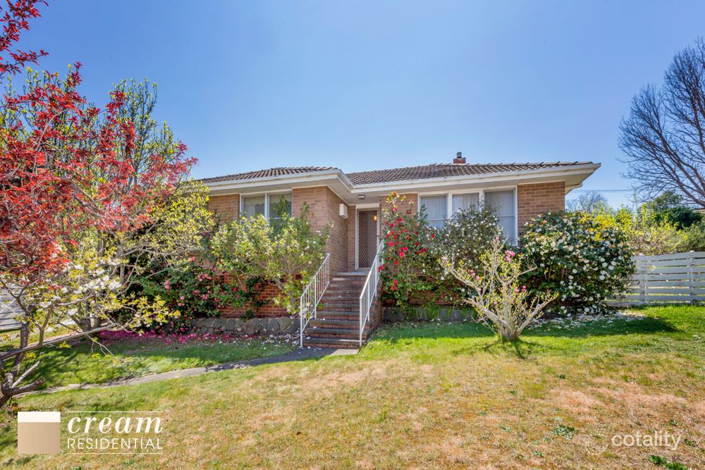 7 Higgs Pl, Hughes, ACT 2605