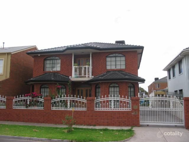 9 Dantum Gr, Braybrook, VIC 3019