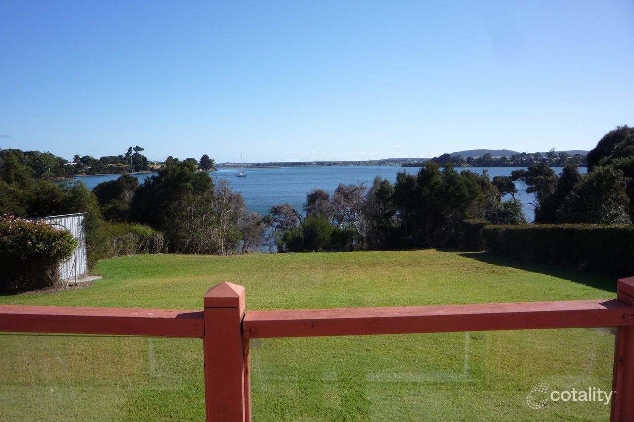 71 Sunset Bvd, Clarence Point, TAS 7270