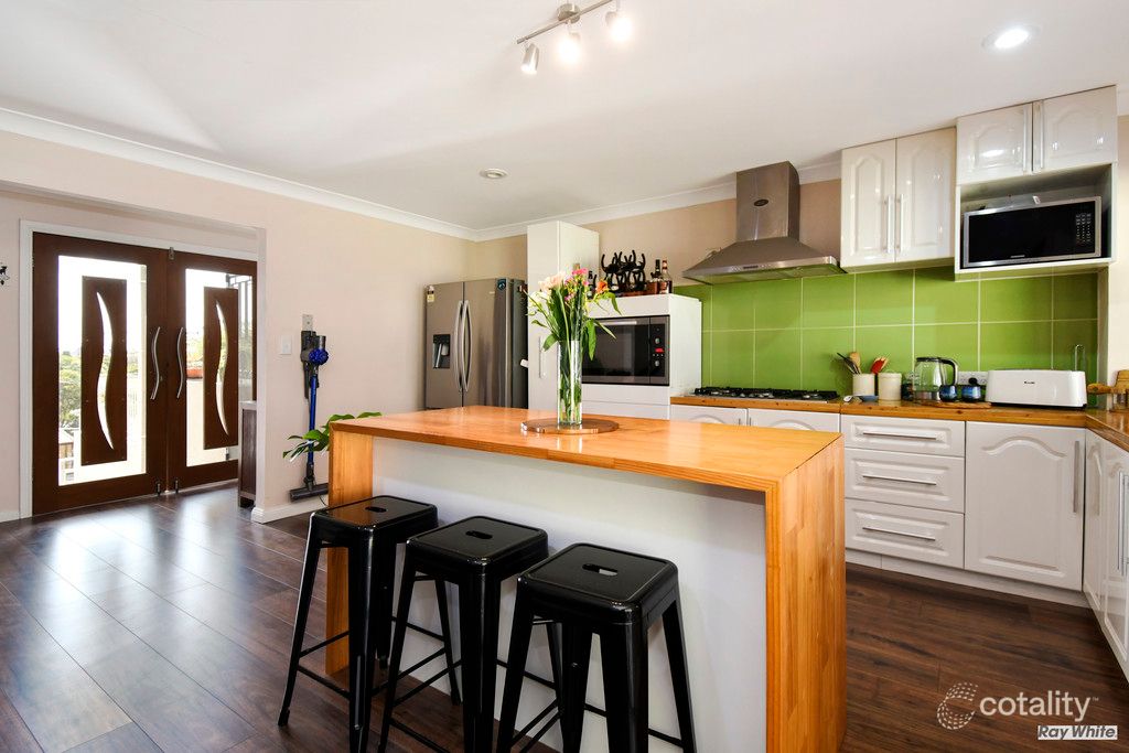10 O'Malley St, Bundamba, QLD 4304