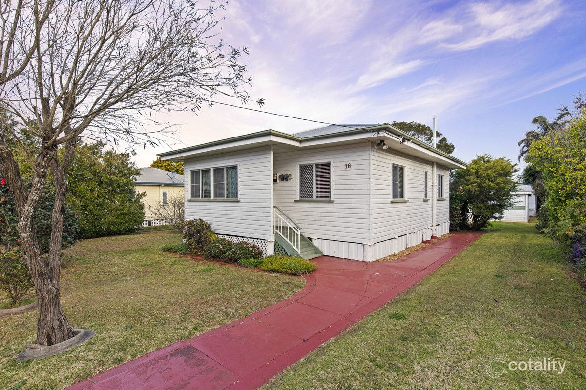 16 Tomkys St, Rockville, QLD 4350