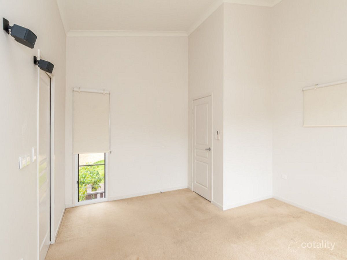 24 Sanctuary Pl, South Gladstone, QLD 4680
