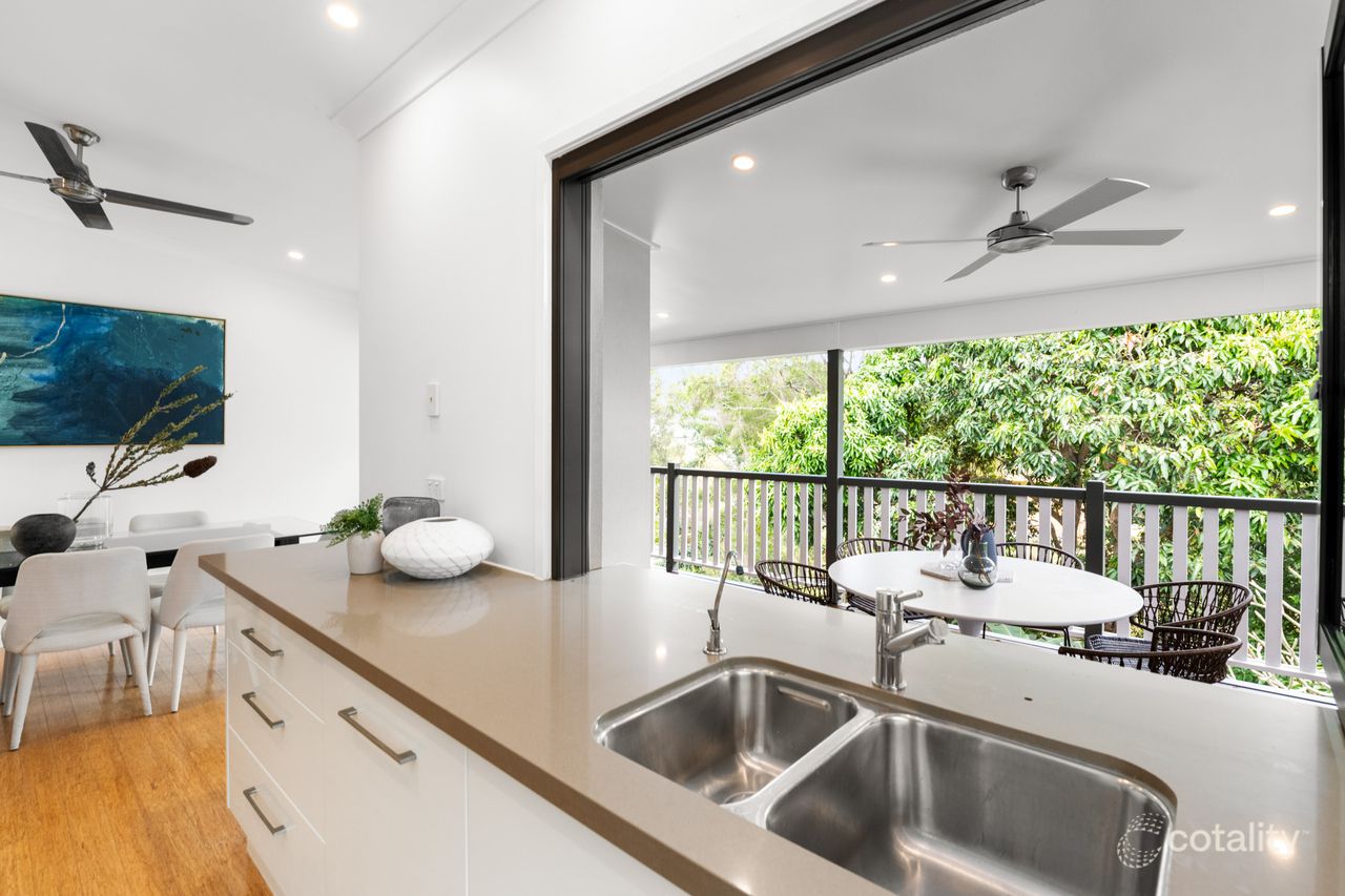 149 Fletcher Pde, Bardon, QLD 4065