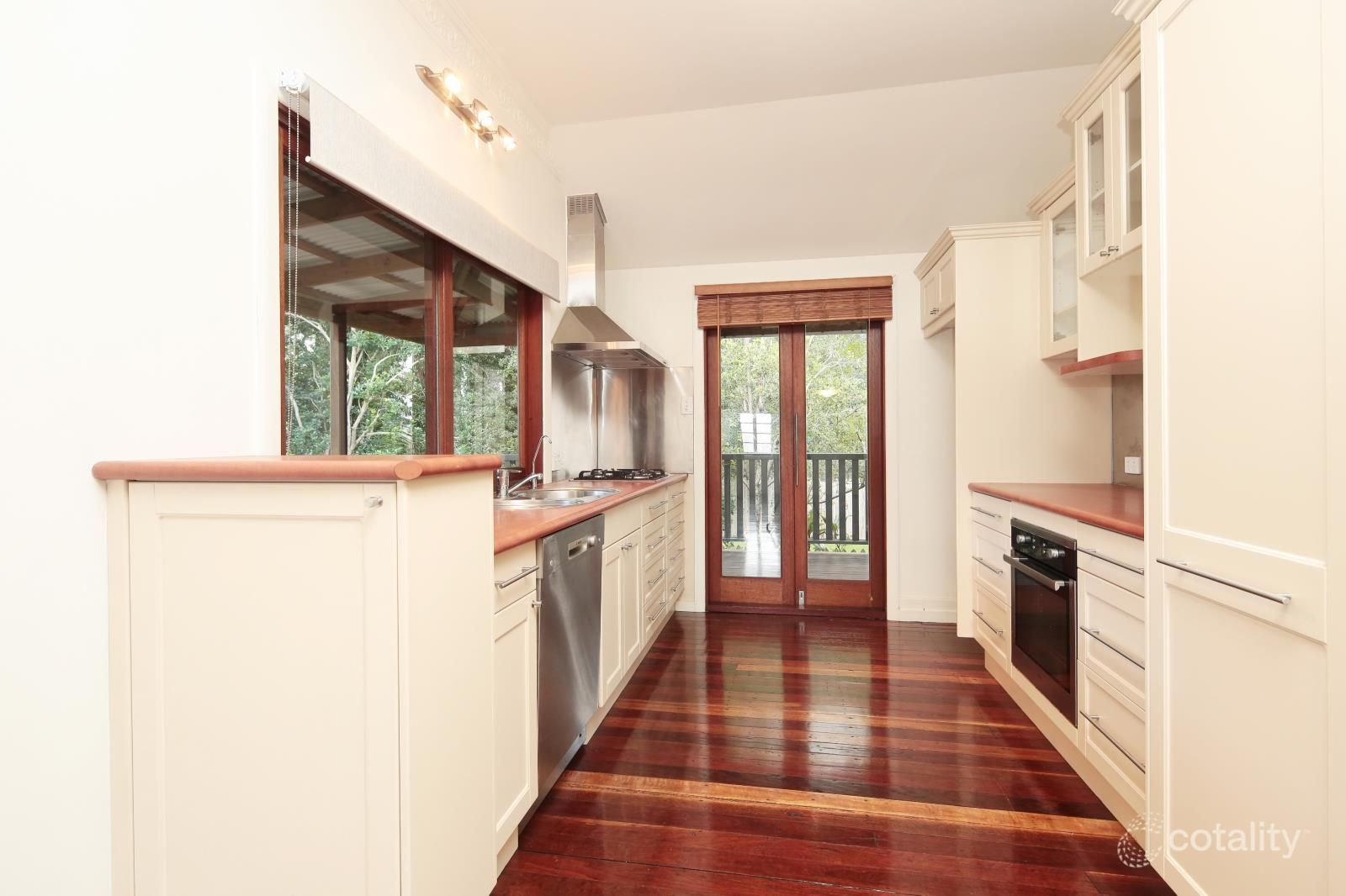 5 Maurice St, Windsor, QLD 4030