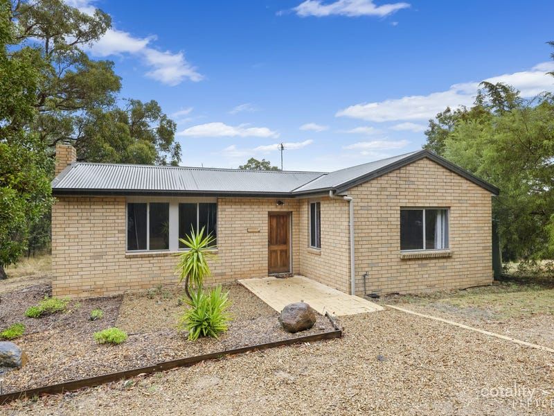 35a Haddon Common Rd, Haddon, VIC 3351