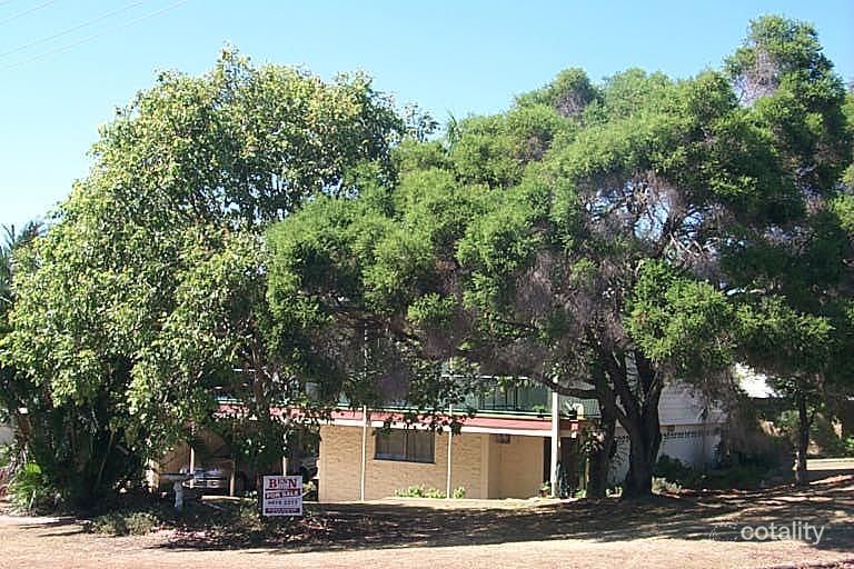 15 Mcdonald, Clinton, QLD 4680